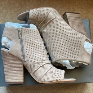 Vince Camuto Bootie Kentvi